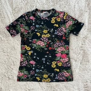 Erdem x H&M Floral All Over Print tshirt
